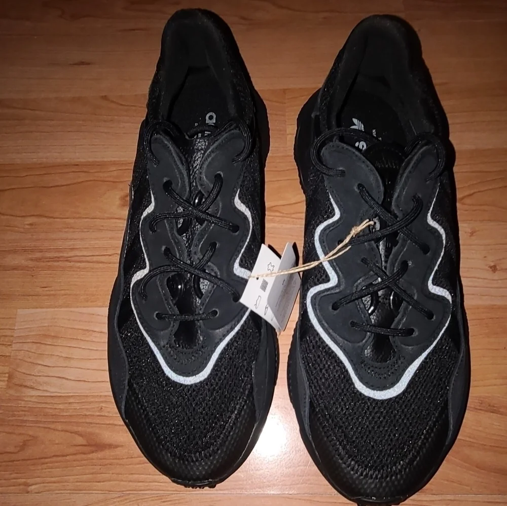 Adidas Ozweego 'Black Carbon'